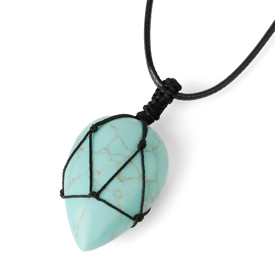 Cordon et son Pendentif Reiki en Turquoise "Stabilité & Empathie"