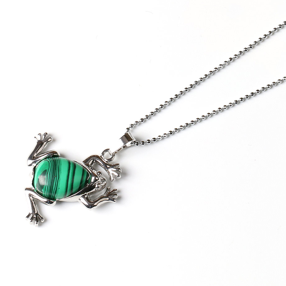 Chaîne et son Pendentif Porte Bonheur en Malachite "Protection & Clairvoyance" - Grenouille