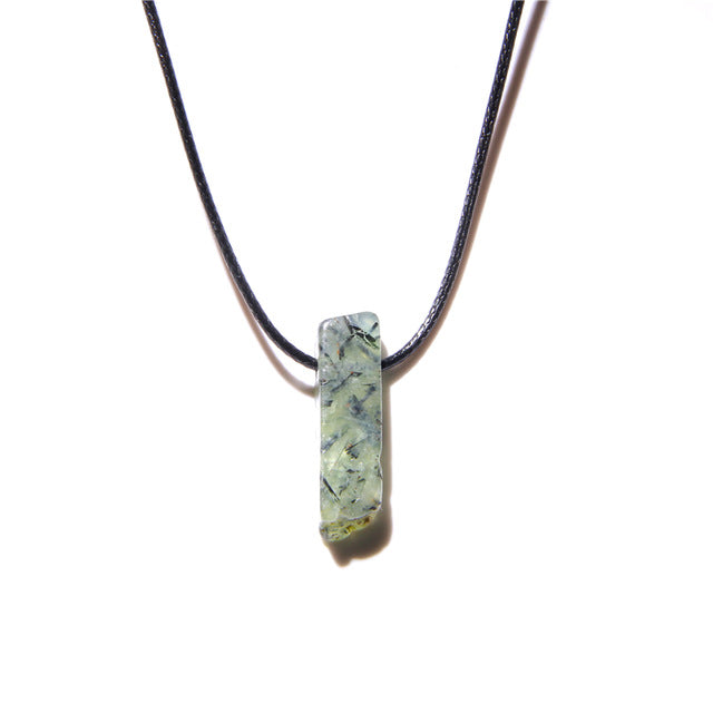 Cordon et son Pendentif Reiki en Prehnite "Conscience & Acceptation"