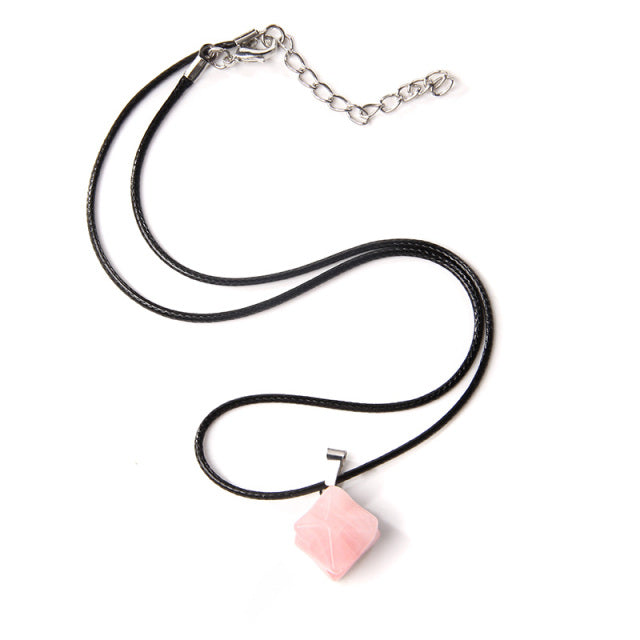 Cordon et son Pendentif Reiki en Quartz rose "Amour & Confiance en soi"